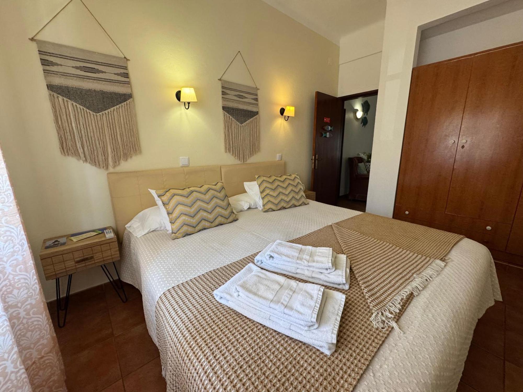 Quartos Abelha Porto Covo Εξωτερικό φωτογραφία